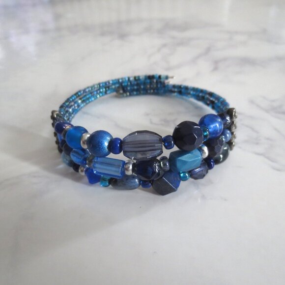 NWOT Artisan Handmade Dark Blue Navy Adjustable Comfortable Stretch Bracelet - Picture 2 of 4